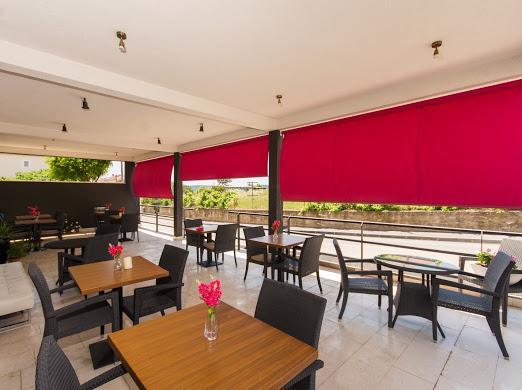 تروغير Vila White المظهر الخارجي الصورة